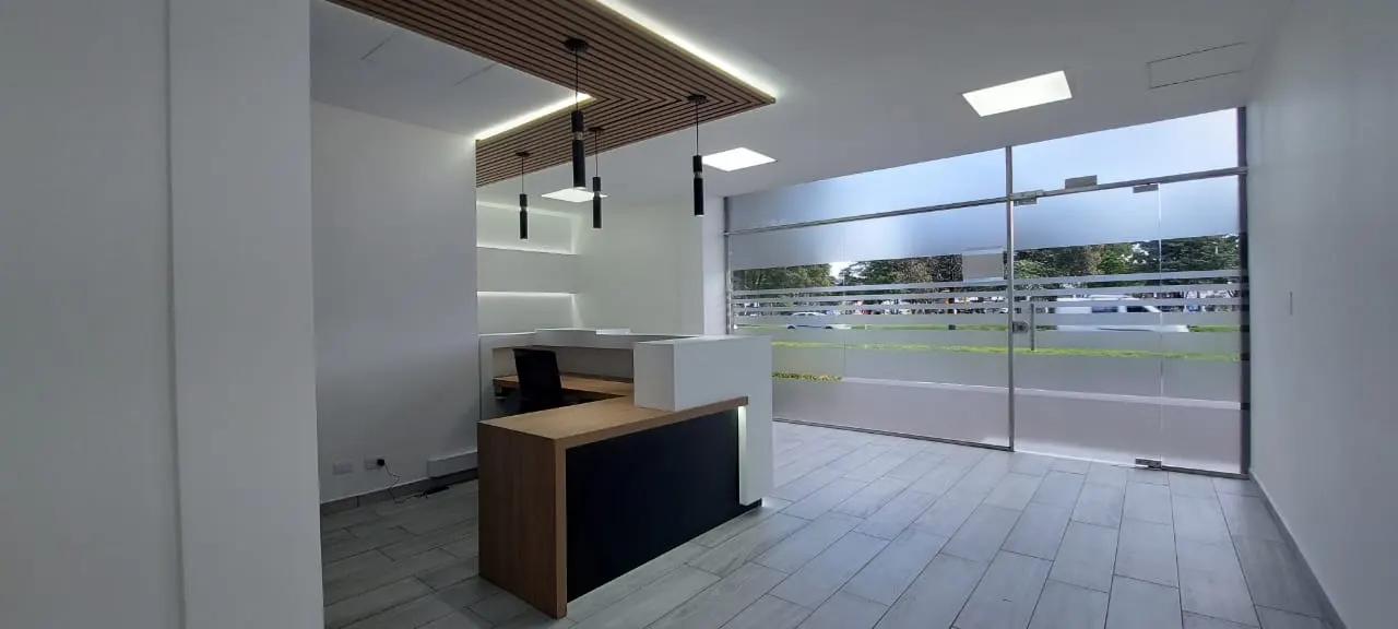 Trabajo de Fábrica de Muebles - Mauricio Hernández