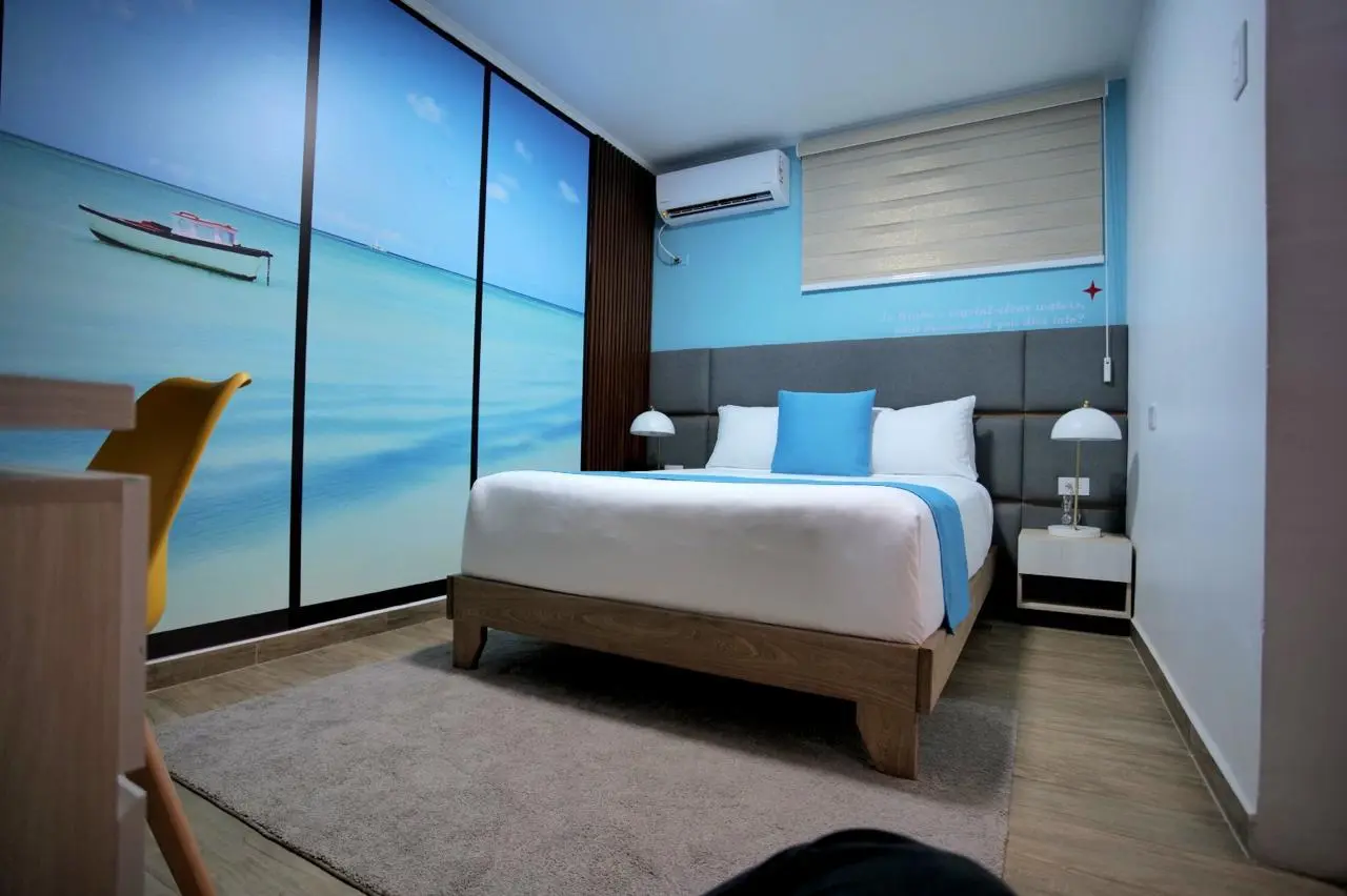 Trabajo de Fábrica de Muebles - Milton Diaz