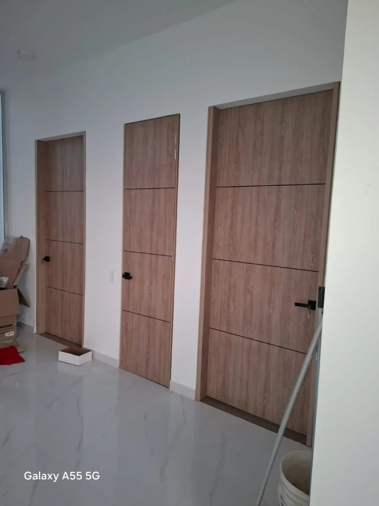 Puertas de madera Girardot 8